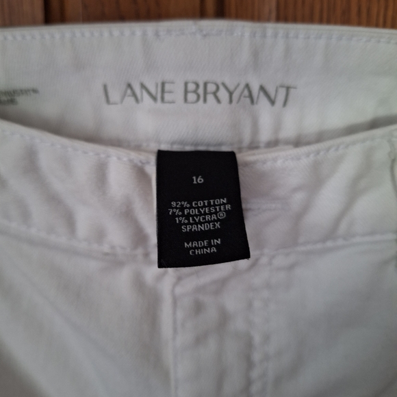 Lane Bryant Rolled Cuff Bermuda Shorts Size-16 - Picture 3 of 9